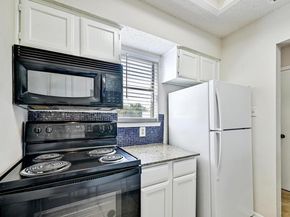 505 Bellevue PL 7, Austin TX 78705