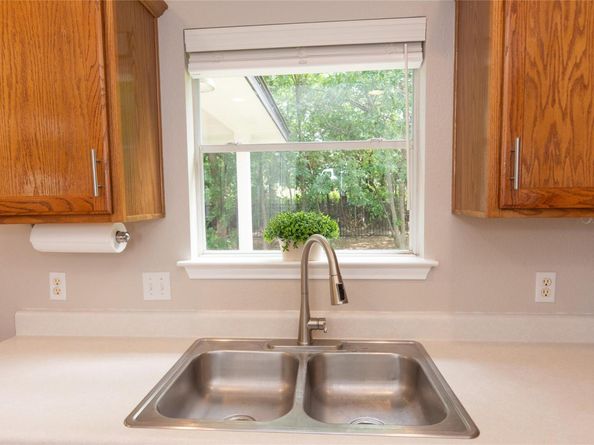 2952 Cohoba Dr, Austin TX 78748