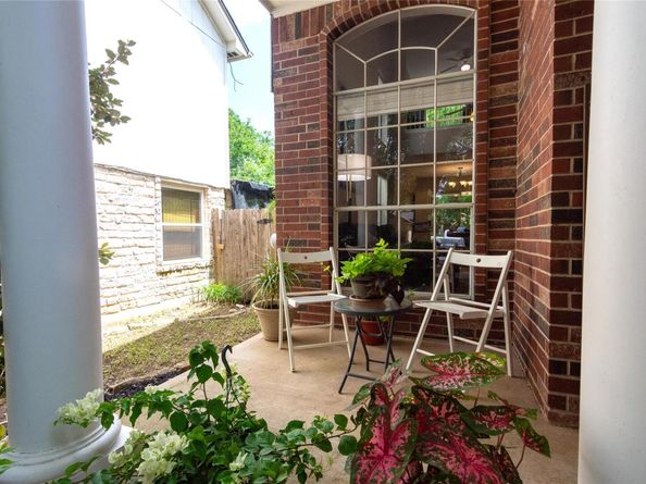 2952 Cohoba Dr, Austin TX 78748