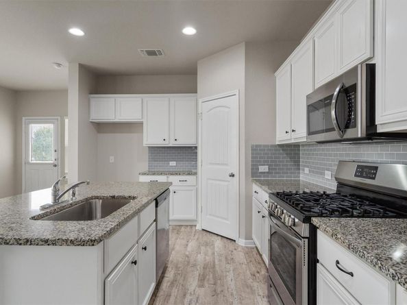 1526 Autumn Sage WAY, Round Rock TX 78664