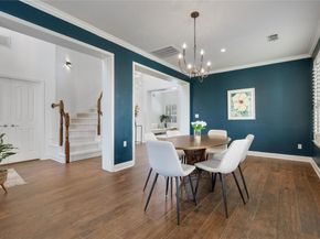 7621 Menler DR, Austin TX 78735