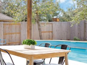 7621 Menler DR, Austin TX 78735