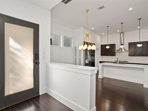 1303 Azie Morton RD 6, Austin TX 78704