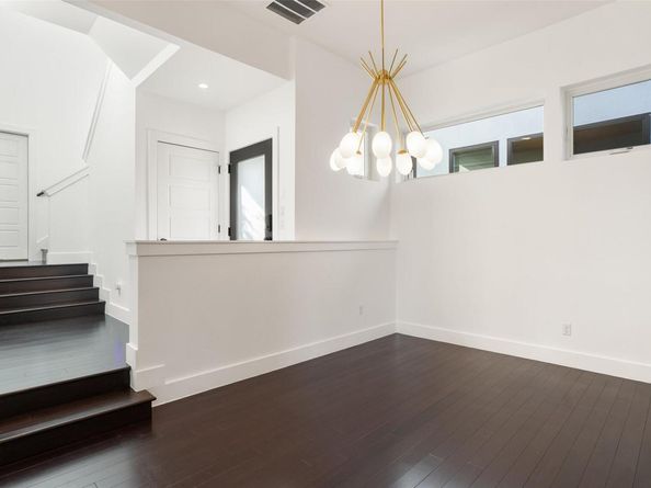 1303 Azie Morton RD 6, Austin TX 78704