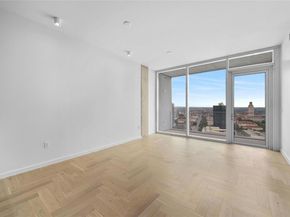 313 W 17th ST 2402, Austin TX 78701