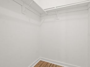 5616 Emerald Forest DR 101, Austin TX 78745