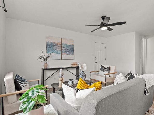 5616 Emerald Forest DR 101, Austin TX 78745
