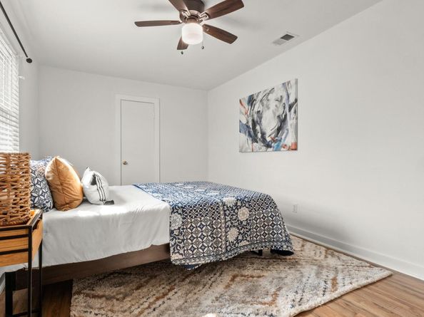 5616 Emerald Forest DR 101, Austin TX 78745