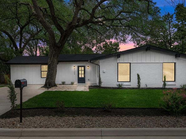 2204 Fair Oaks DR, Austin TX 78745