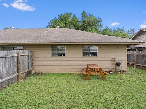 2714 Thrushwood DR, Austin TX 78757