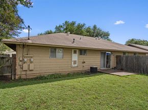 2714 Thrushwood DR, Austin TX 78757