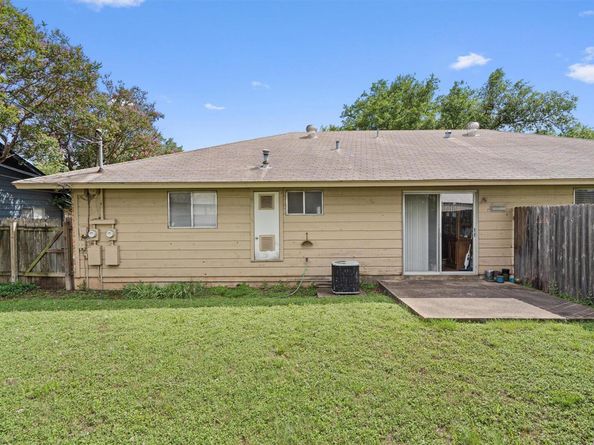 2714 Thrushwood DR, Austin TX 78757