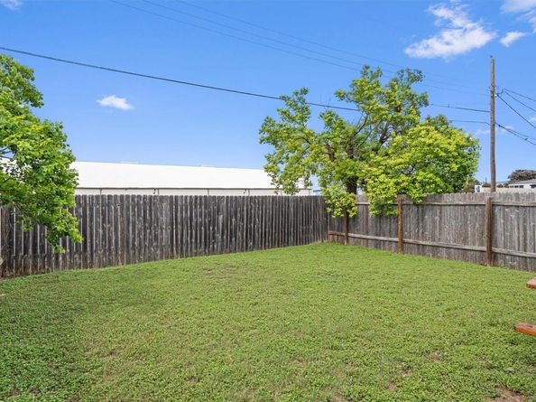 2714 Thrushwood DR, Austin TX 78757
