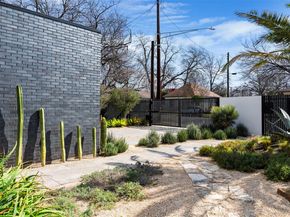 30 Chalmers Ave, Austin TX 78702