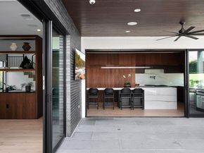 30 Chalmers Ave, Austin TX 78702