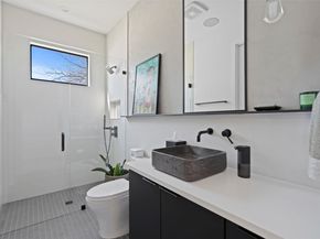 30 Chalmers Ave, Austin TX 78702