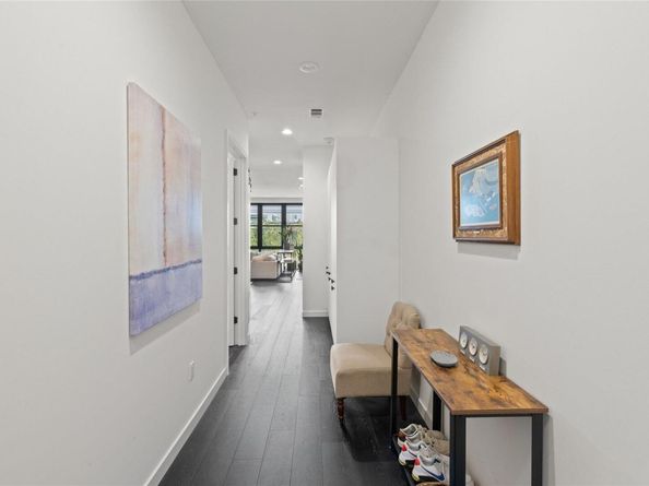 800 Embassy DR 314, Austin TX 78702