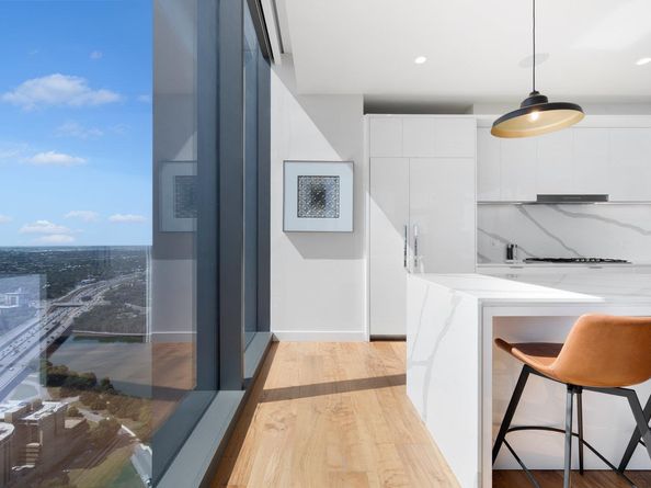 44 East Ave 4603, Austin TX 78701