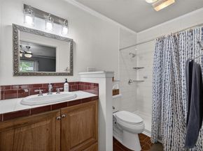 2500 Cockburn DR, Austin TX 78745