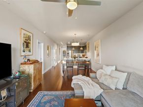 2725 Dulce LN 233, Austin TX 78704