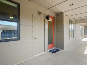 2725 Dulce LN 233, Austin TX 78704