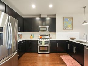 2725 Dulce LN 233, Austin TX 78704