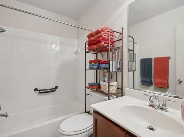 1621 Big Thicket DR, Cedar Park TX 78613