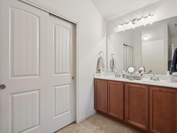 1621 Big Thicket DR, Cedar Park TX 78613