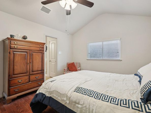 1621 Big Thicket DR, Cedar Park TX 78613