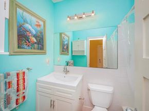 1159 Navasota ST, Austin TX 78702