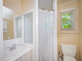 1159 Navasota ST, Austin TX 78702