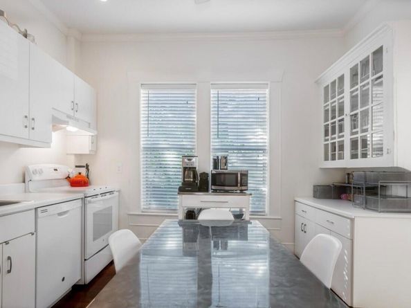 1159 Navasota ST, Austin TX 78702