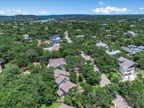 200 Ashworth DR, Austin TX 78746