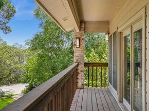 200 Ashworth DR, Austin TX 78746