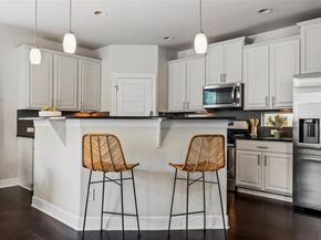 7709 Menchaca RD 14, Austin TX 78745