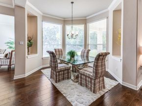 402 Palos Verdes DR, Lakeway TX 78734