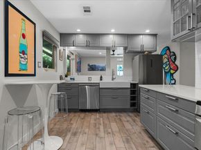 201 La Vista ST, Austin TX 78704