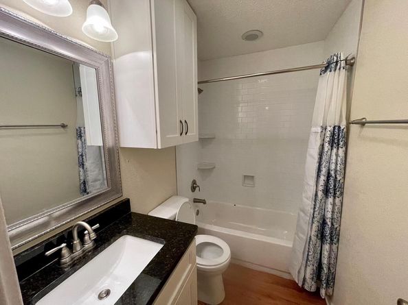 10003 Parliament House RD, Austin TX 78729