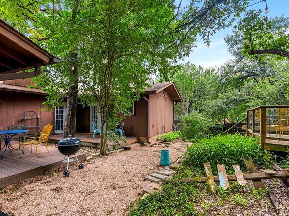 2320 Montclaire ST, Austin TX 78704