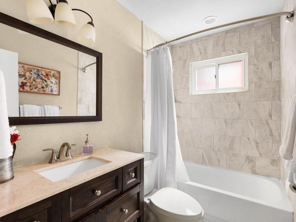 2320 Montclaire ST, Austin TX 78704