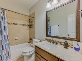 804 Rough Hollow DR, Lakeway TX 78734