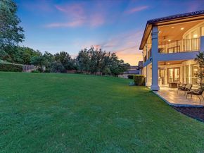 804 Rough Hollow DR, Lakeway TX 78734