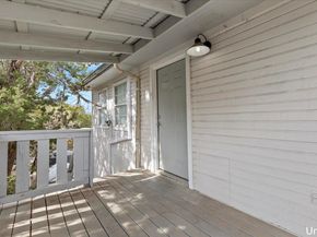 7705 Debbie DR, Volente TX 78641