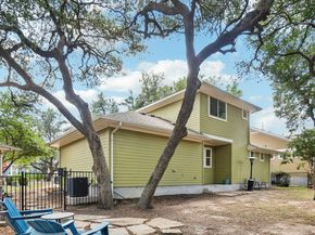 13604 Avery Trestle LN 17, Austin TX 78717
