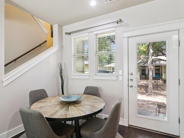 13604 Avery Trestle LN 17, Austin TX 78717
