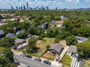 3002 Webberville RD 1, Austin TX 78702