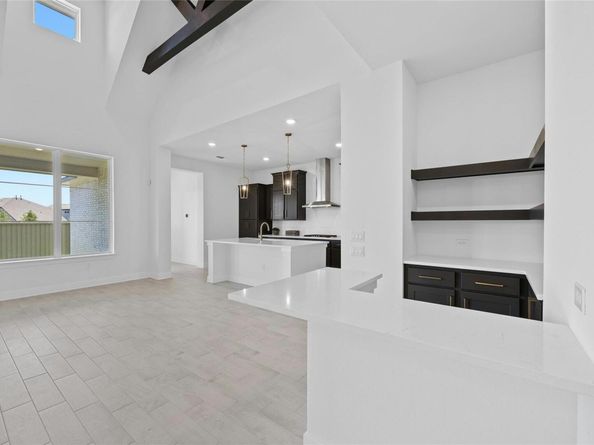 130 Montecilo DR, Liberty Hill TX 78642