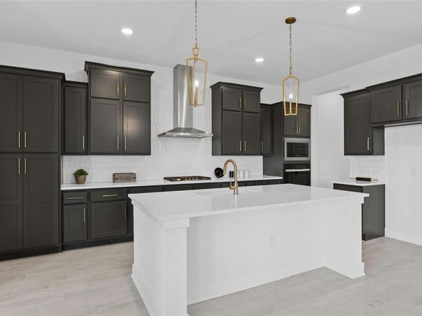 130 Montecilo DR, Liberty Hill TX 78642