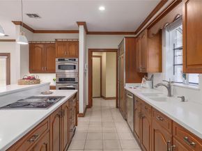 5700 Greenledge CV, Austin TX 78759