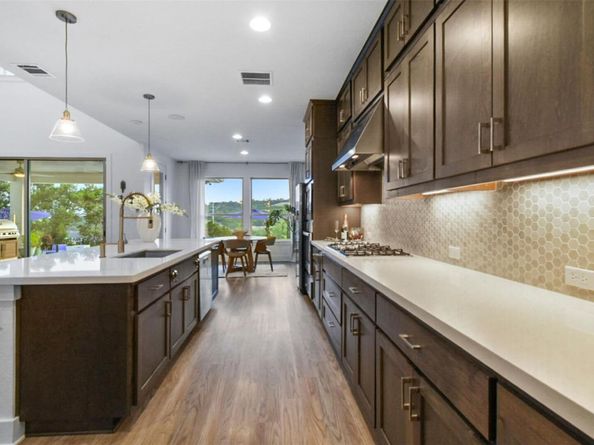 1329 Da Vinci TRL, Leander TX 78641